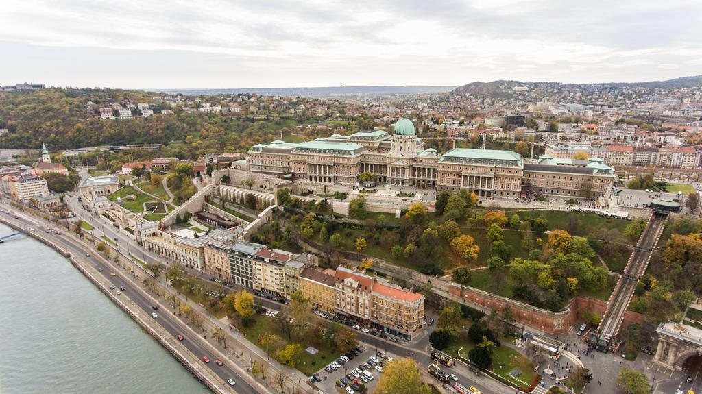 Logement Sous Le Chateau Budapest Exterior photo